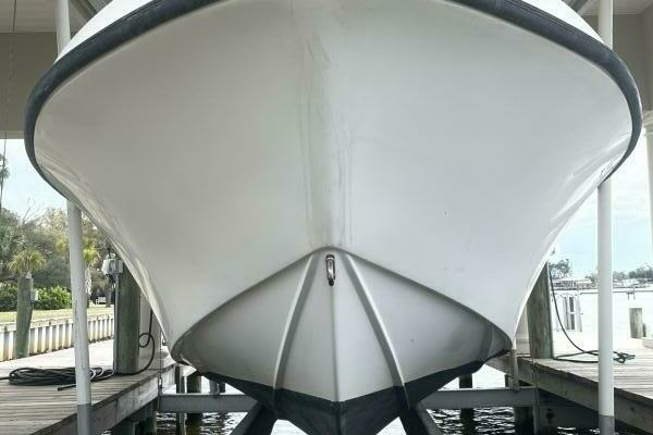 Photo of the 1992 Mako 221 CC