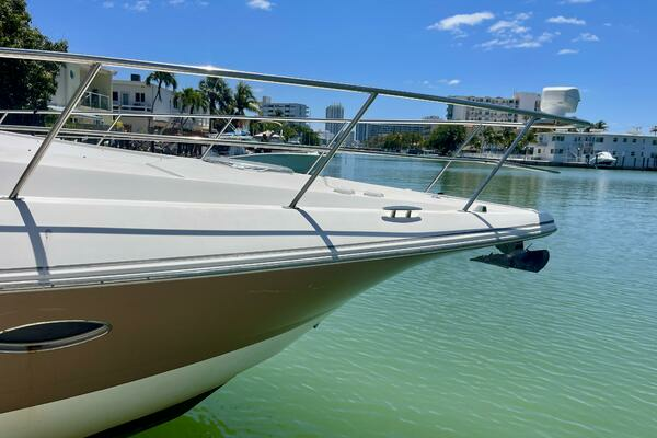 Photo of the 2006 Cruisers Yachts 420 Express "Kings of Kings"