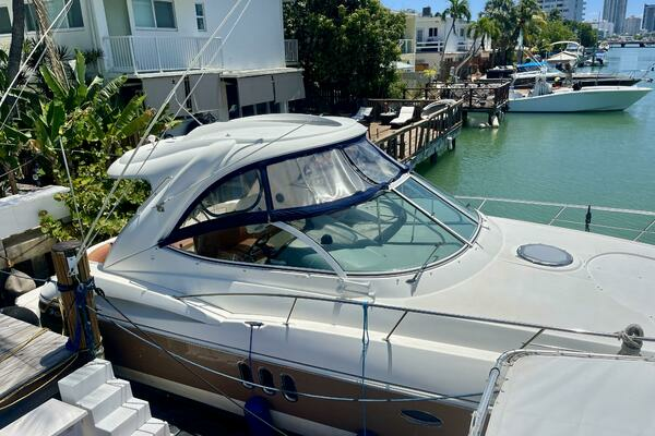 Photo of the 2006 Cruisers Yachts 420 Express "Kings of Kings"