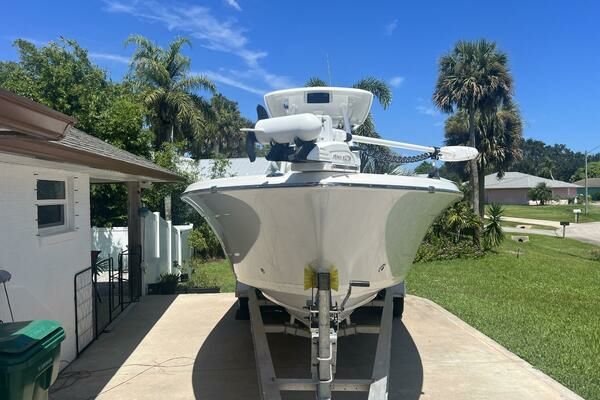 Photo of the 2019 Blue Wave 2800 Pure Hybrid