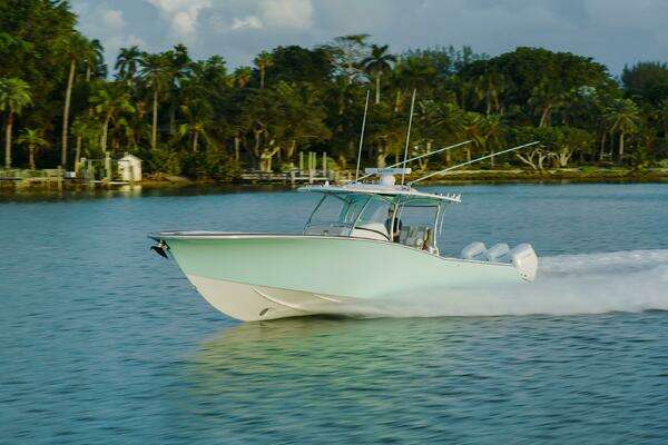 Photo of the 2026 Mag Bay 38