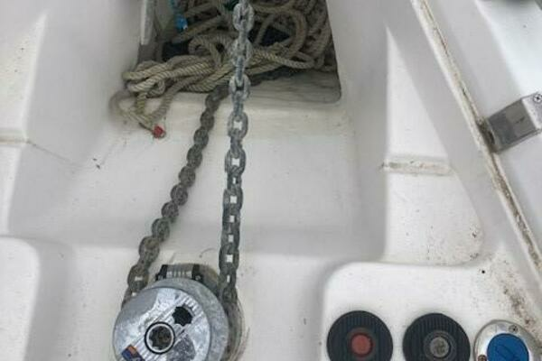 Photo of the 1999 Hunter 380 "L'Extraordinaire"