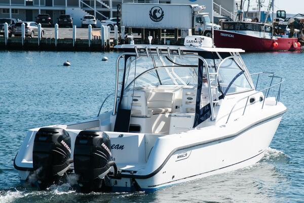 30ft Boston Whaler Yacht For Sale
