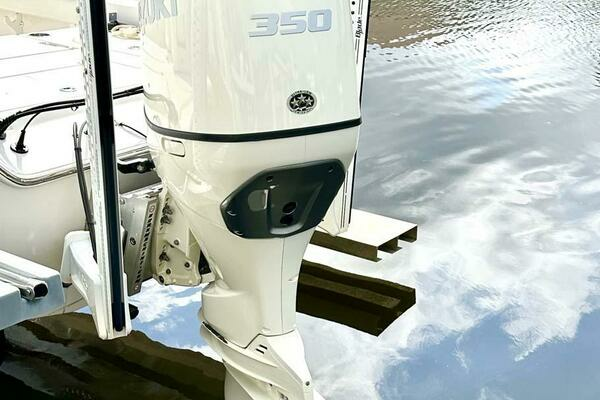 Photo of the 2020 Blue Wave 2800 Pure Hybrid