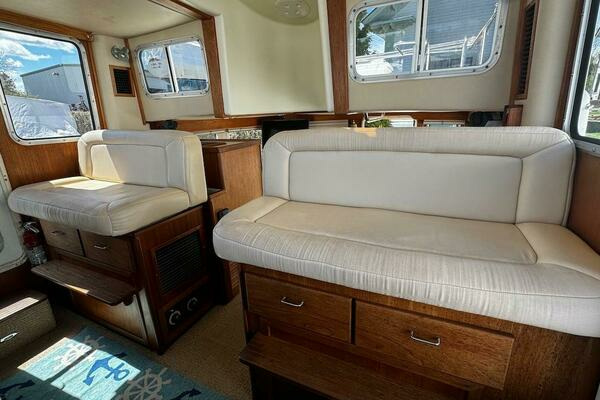 2001 American Tug 34