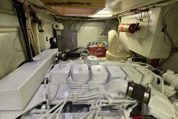 2001 American Tug 34