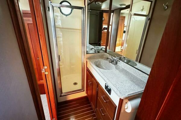 2001 American Tug 34