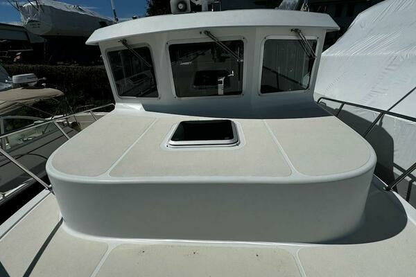 2001 American Tug 34