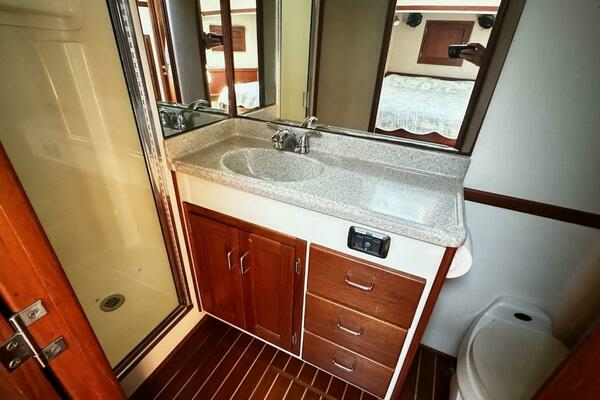 2001 American Tug 34