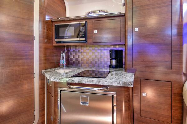 2019 Boston Whaler 34