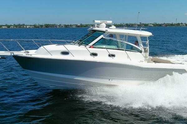 2019 Boston Whaler 34