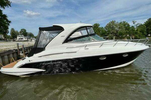 36-ft-Crownline-2015-350 SY-Essex Maryland United States yacht for sale