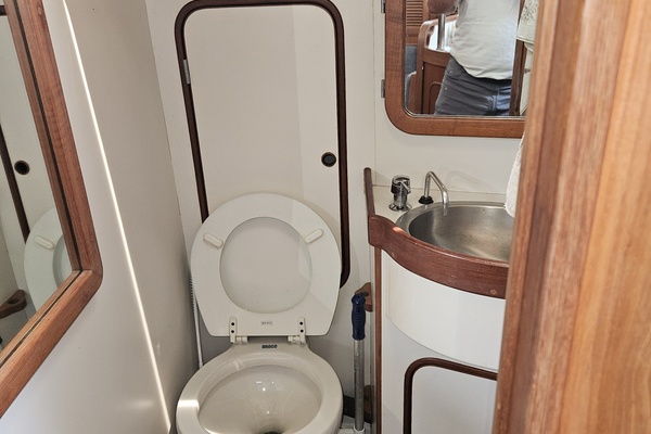 40ft Norseman Yacht For Sale