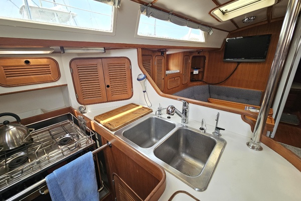40ft Norseman Yacht For Sale