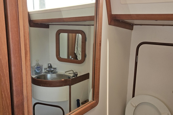 40ft Norseman Yacht For Sale