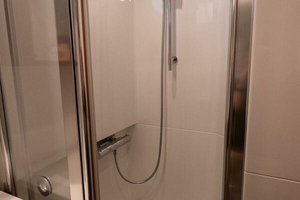 1 8M    2 1M Targa 46 46ft Targa Yacht For Sale