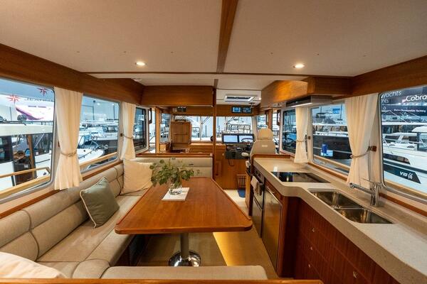 1 8M    2 1M Targa 46 46ft Targa Yacht For Sale