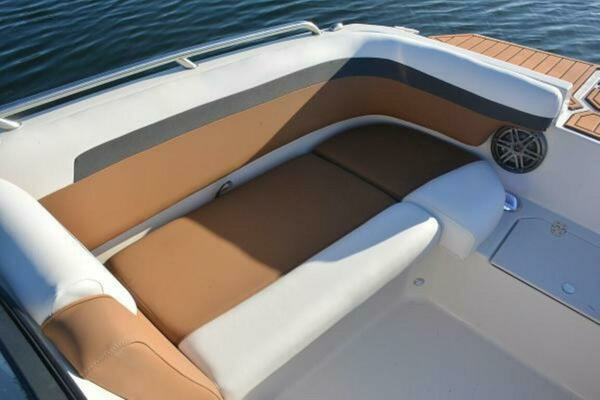 Photo of the 2025 Starcraft SVX 210 OB DC