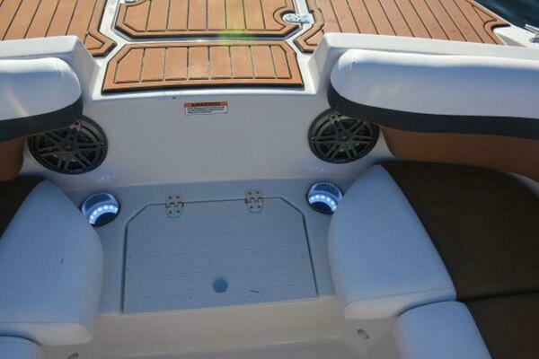 Photo of the 2025 Starcraft SVX 210 OB DC