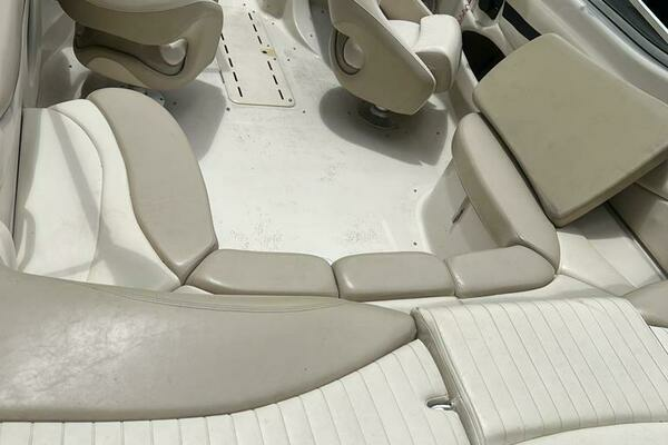 Photo of the 2005 Glastron GX235