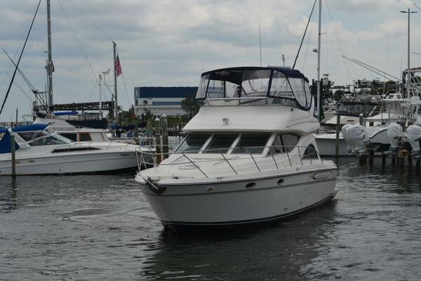 MILLER TIME 41ft Maxum Yacht For Sale