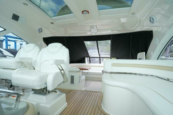 Sea Ray 500 Sundancer Yacht For Sale