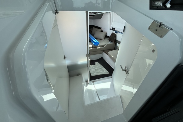 REMEDY 37ft Axopar Yacht For Sale