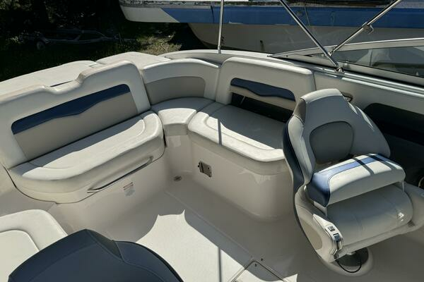 Photo of the 2014 Chaparral 246 SSI