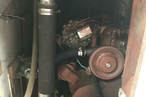 Photo of the 1977 Pearson 30 "Puffin II"