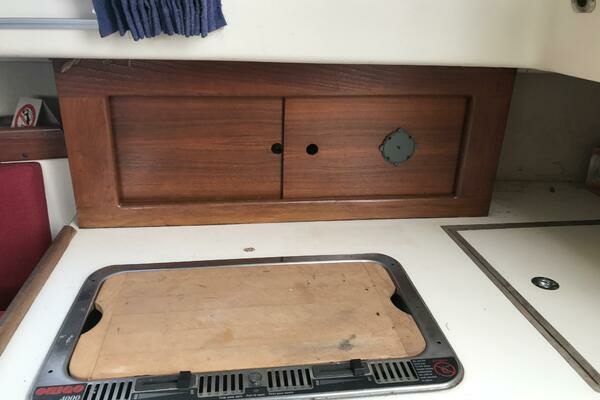 Photo of the 1977 Pearson 30 "Puffin II"