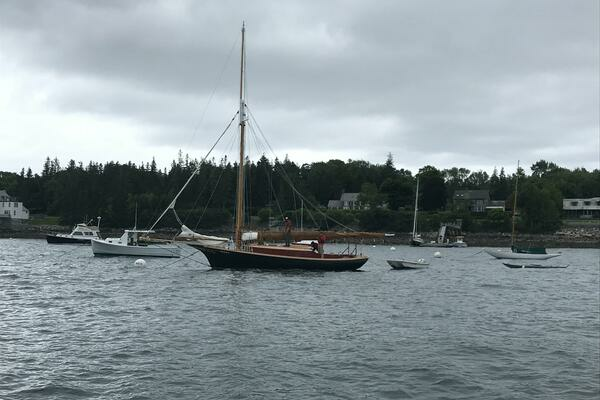 Baby Blue 25ft Jarvis Newman Yacht For Sale