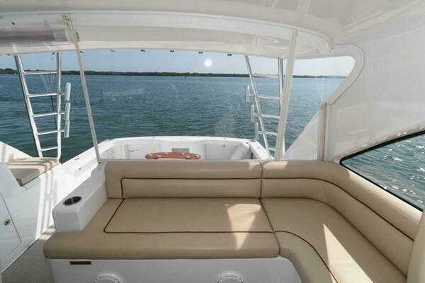 2015 Hatteras 45