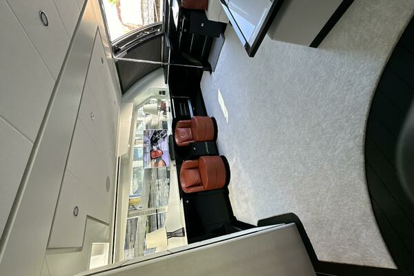 2019 Van der Valk 62