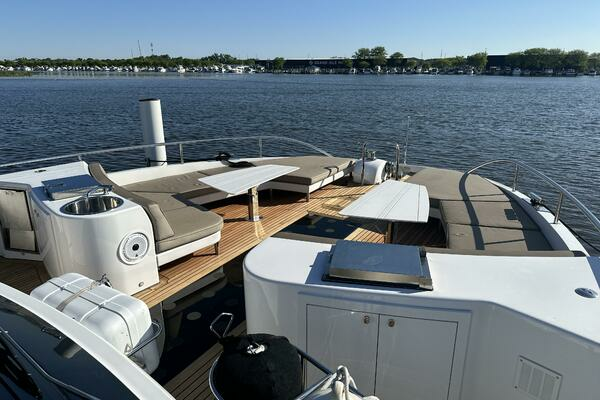 2019 Van der Valk 62