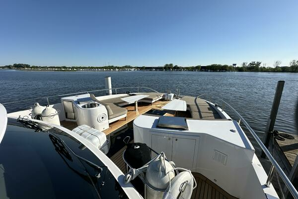 2019 Van der Valk 62