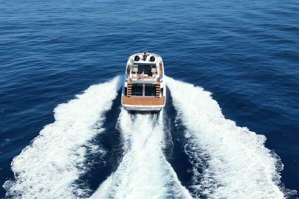 2019 Van der Valk 62