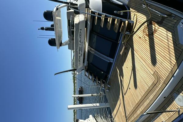 2019 Van der Valk 62