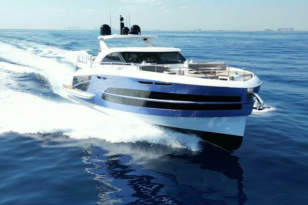 2019 Van der Valk 62