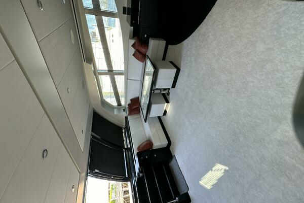 2019 Van der Valk 62