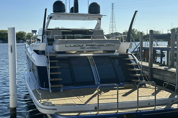 2019 Van der Valk 62