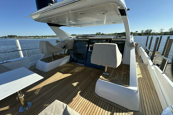 2019 Van der Valk 62