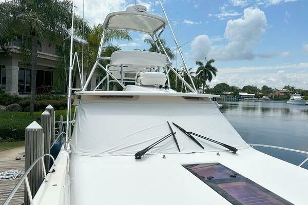 2011 Tiara Yachts 43