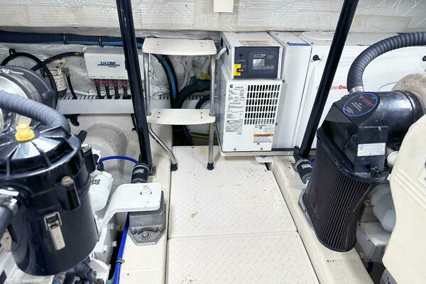 2011 Tiara Yachts 43