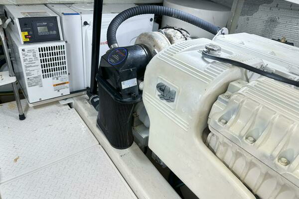 2011 Tiara Yachts 43