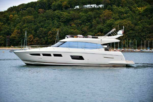 Photo of the 2014 Prestige 550 "550 Fly"