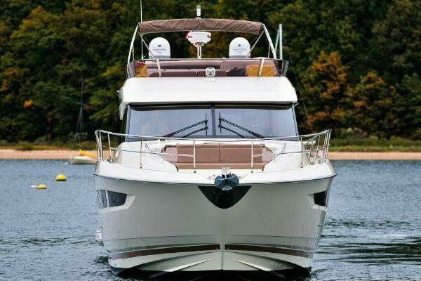 Photo of the 2014 Prestige 550 "550 Fly"