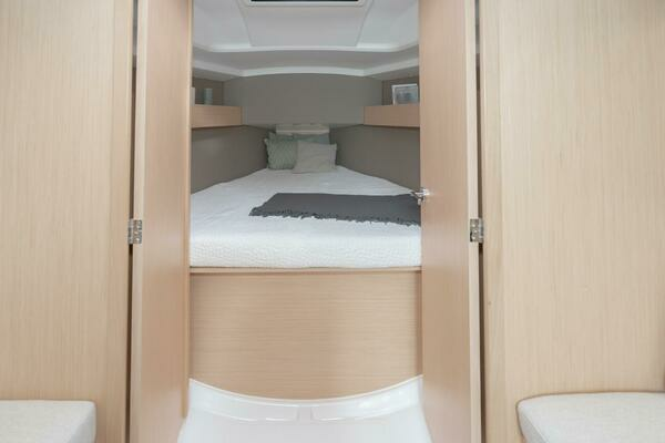 30ft Beneteau Yacht For Sale