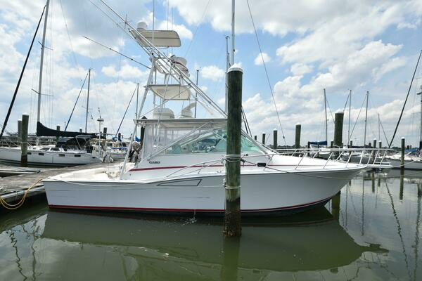 Photo of the 2001 Cabo 35 Express