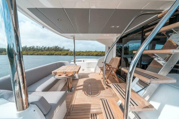 Into The Mystic  68ft Sunseeker