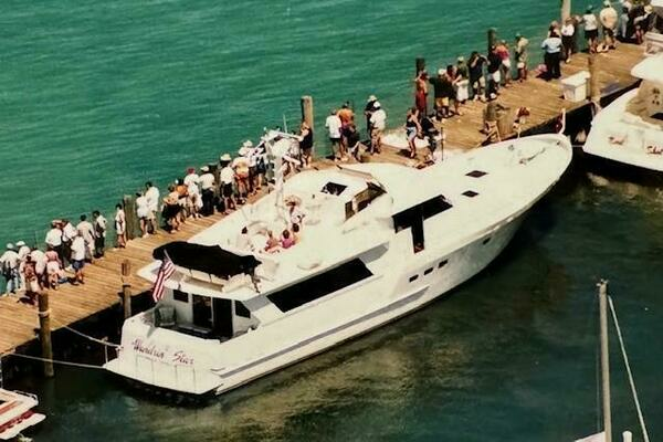 1990 Motor Yacht 70
